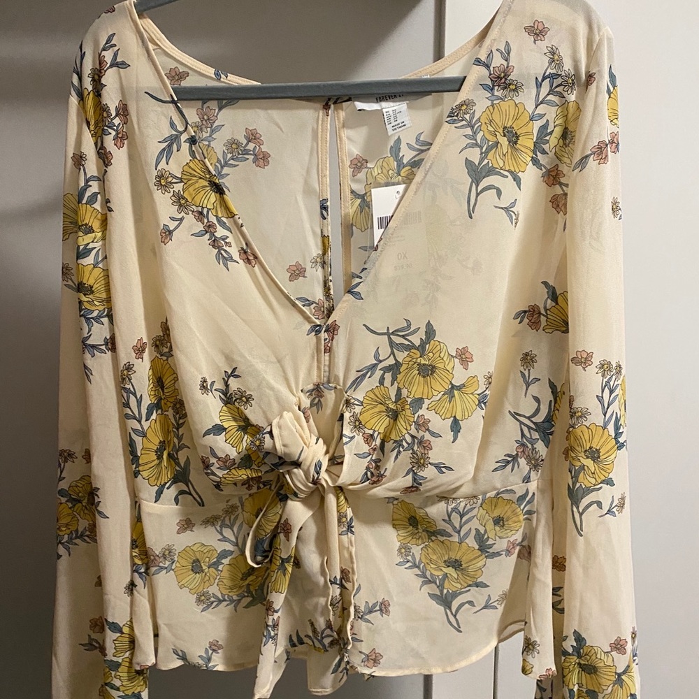 Forever 21 Plus Size 0x Floral Top